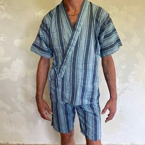 Size medium kimono set with elastic waist shorts. 100%cotton